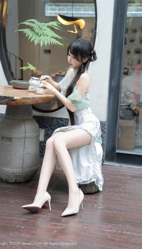 [Xiuren秀人网]2024.04.25 NO.8448 波巧酱[96+1P／909MB]