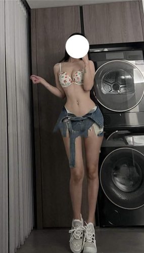 陈佩奇yyyy – 黑丝的爱 [6P/3V/23MB]