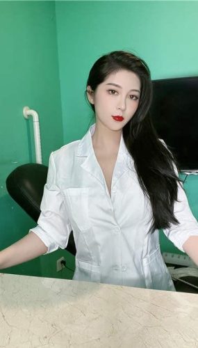 120斤的小王同学 – 反差医生 [40P/1V/601MB]