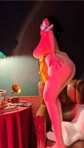 迷人的五姨太 – 成人剧场 [30P/114MB]