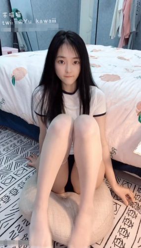 [芋喵喵] 你们都在求的超可爱露脸 福利美女  【21V 8.5G】